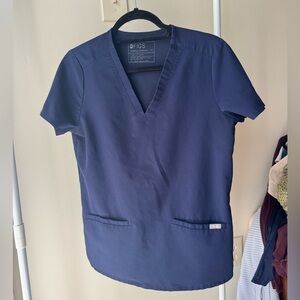 FIGS Women's Scrub Top